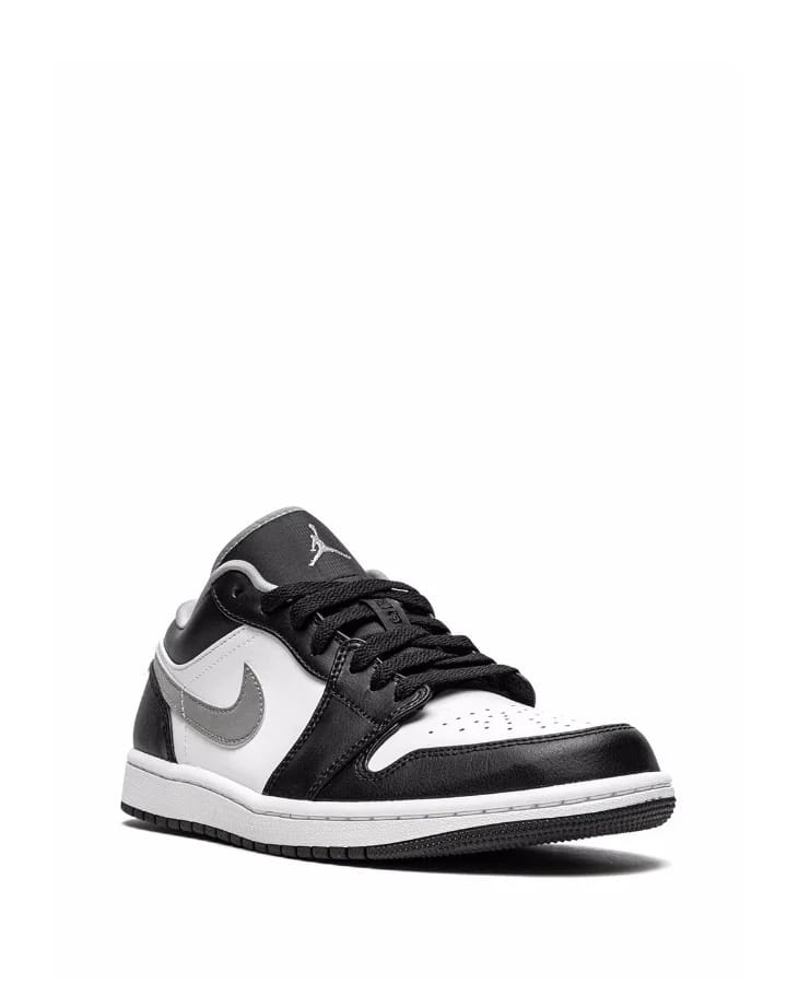 Air Jordan Low Black/White Sneakers