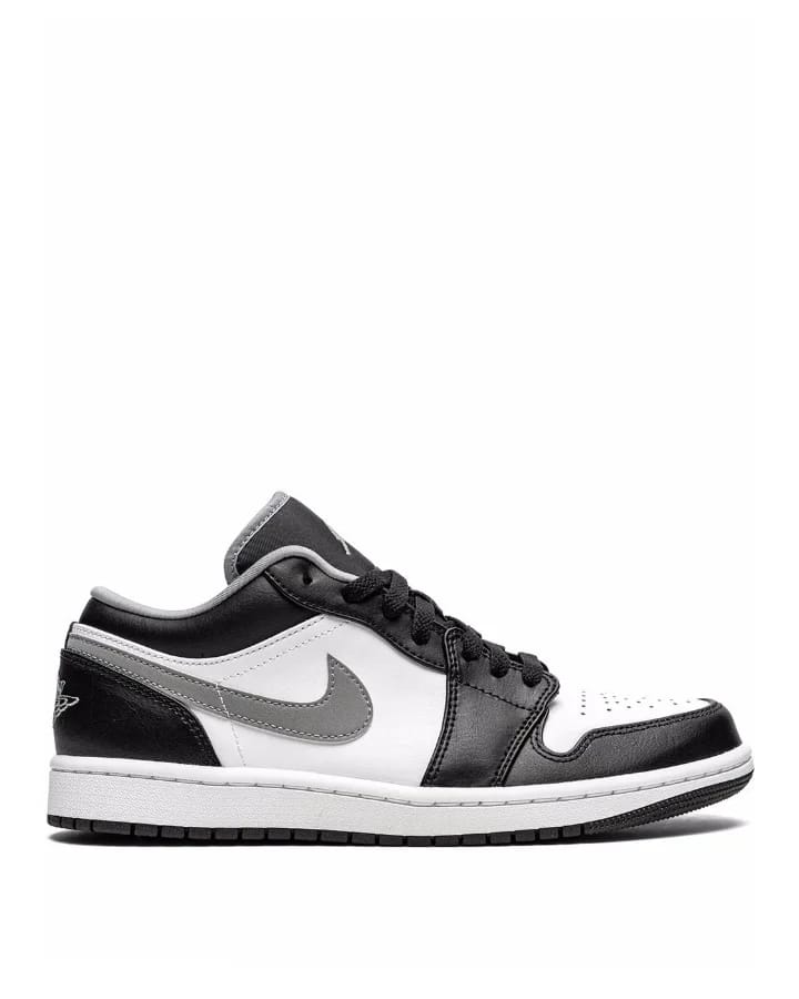 Air Jordan Low Black/White Sneakers