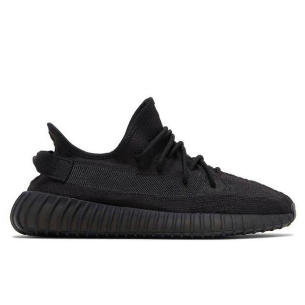 Yeezy Boost 350 Sneaker Black